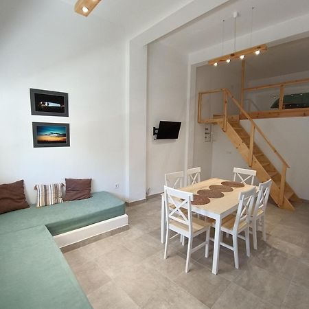 Tinos Youth Apartment Ngoại thất bức ảnh