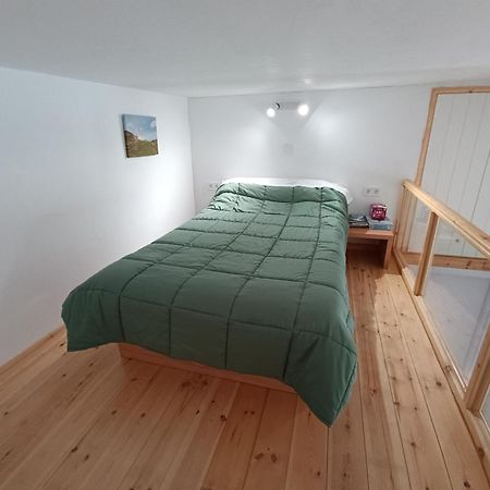 Tinos Youth Apartment Ngoại thất bức ảnh